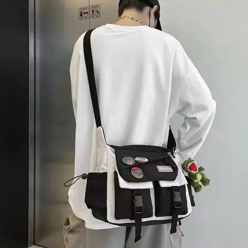 Borsa Harajuku in nylon – per chi scrive, sogna, viaggia.
