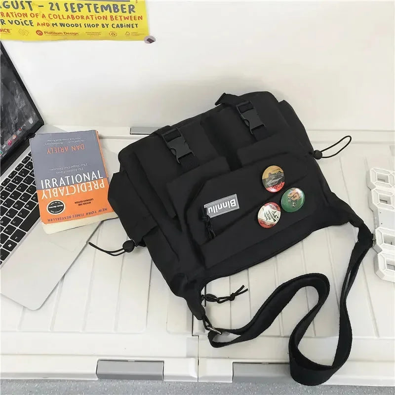 Borsa Harajuku in nylon – per chi scrive, sogna, viaggia.