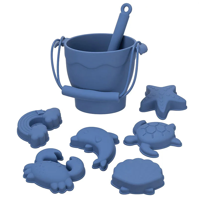 Set di giocattoli da spiaggia in silicone con secchiello e sei accessori