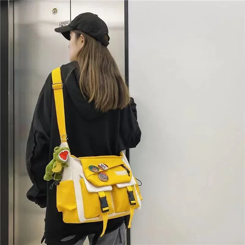 Borsa Harajuku in nylon – per chi scrive, sogna, viaggia.