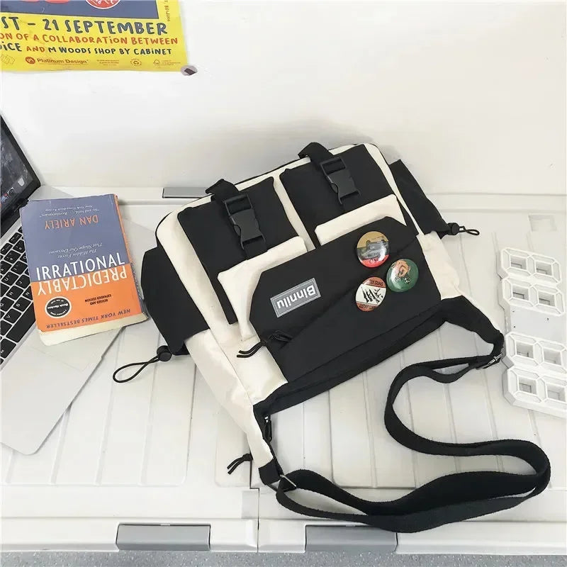 Borsa Harajuku in nylon – per chi scrive, sogna, viaggia.
